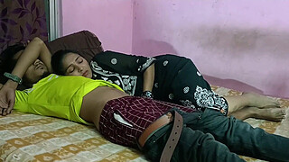 Beautiful Indian Hot Bhabhi Sex Love Sex at Morning