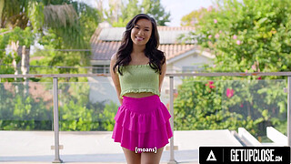 UP CLOSE - Horny Petite Kimmy Kimm Wants To Be Taken From Behind