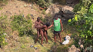 2 strangers taking turns to fuck this teenage village chick in the river