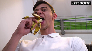 Huge Tits Maid Medusa Needs Big Penis In Her Pussy - HORNY HOSTEL