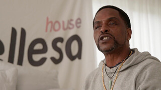 Curvy Chick Lolly Dames Takes On Brickzilla's Massive Shaft