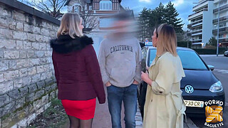 Busty women Kelly and Pam share a penis