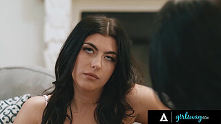 GIRLSWAY - Mischievous Gal Ritchie Sabotages Stepmom Jennifer White's Attempts At Selling The House