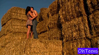 Big Tits Erika & Karol Free Video