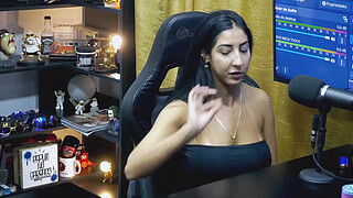 Ruan showed his penis to Renatinha Mello, she loved his penis and balls, did they hook up? - Podcast Pápum no Barraco!