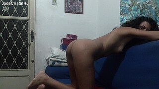 Jade, a spectacular brunette (TRAILER 19)