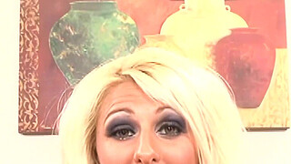 Lesbians Using Having Fun with Strapon