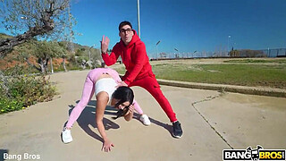 Fucking Bratz in Public