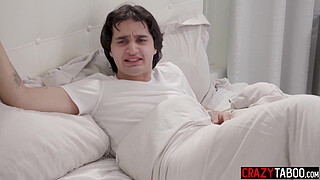 My perverted big boobs MILF stepmom Annie King wants Elias Cash big penis