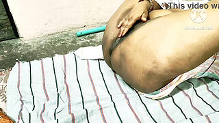 Desi mom's fuking neighbour boy's hard