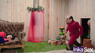 Snow White gets lost in the forest and is fucked by the 7 dwarfs.