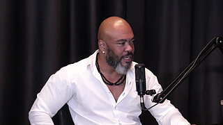 Brunette shows her breasts after saying she thought she wouldn't be able to get with gays and trans people, goes overboard at the swingers club, was called out at school, - Marcelly Melo (WATCH ON: SHEER/RED)