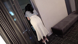 Part 1: Highly educated hottie with super beautiful tits! Her tits and buttocks bounce with every piston, and her body is specialized for sex!