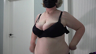 Bouncing big boobs and a big collection of new bras. MILF saggy tits.