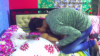 Real Indian Devar Bhabhi Ki Mast Chudai With Dirty Talking In Hindi