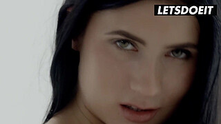 Hot Intimate Sex And Real Female Orgasm With Nicole Black - LETSDOEIT