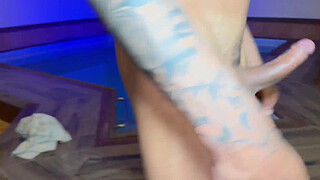 I ate my boss's cuckold wife because he delayed my salary lol