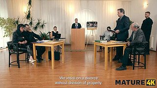 MATURE4K. Old Elle with massive tits fucked her gardener in doggy and ended up in court