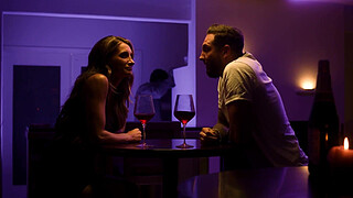 Hot MILF Silvia Saige Prepares Her Arse For Some Nice Anal Fucking