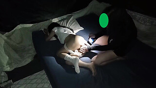 I stay at my friend's and we share a bed