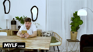 Mellany's Naughty Morning - A Chance Encounter Turns Into A Wild Ride