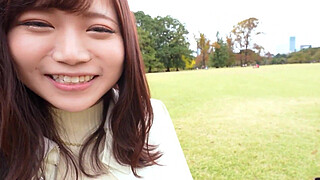 Part 1 [A beautiful woman who is trying to move up from friend to true love by showing off her H-cup big boobs]