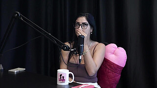 Slutty brunette shows off her beautiful breasts and pussy after saying she wanted to have sex but the men didn't show up, and toasted to the hate - Renatinha Melo (WATCH ON: SHEER/RED)