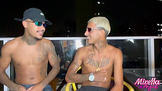 FUNK SINGER CALLS YOUNG WHORE TO HER APARTMENT AND THEY END UP HAVING SEX ON THE BALCONY