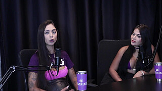 She stays in control when she's not recording with actors, every month she had a dirty time with the foreigner, and she went alone to the swingers' club - Renatinha Melo (WATCH ON: SHEER/RED)