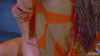 Adorable COLLEGE Bitch Ask 2 Her CLASSMATE 2 RiDE Her BIG BLACK DICK