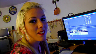 Stacey Saran Teaches Tracy Venus How To Star In A 3way