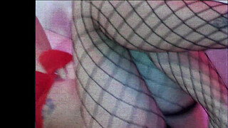 A Mind-Blowing And Hot Facial For Delilah Dagger