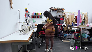 Lara, student :))) I pay the lessons doing what I like... Fuck well rich!