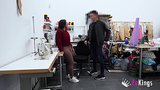 Lara, student :))) I pay the lessons doing what I like... Fuck well rich!