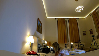 Behind the scenes of an amateur porn producer and a fashion designer big tits hottie for a handjob scene