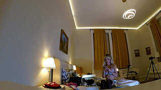 Behind the scenes of an amateur porn producer and a fashion designer big tits hottie for a handjob scene