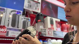 Exploring Tokyo's Crazy Sex Shops! Toy tryout!!