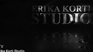 Colombian slut Melania Dark submissively uses a big shaft in her tight arse EKS553