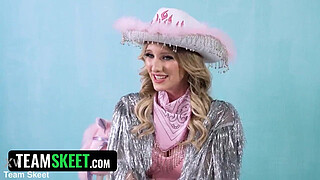 March Spotlight: All Out with Melody Marks