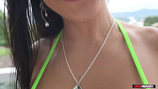 Mila Hot warming up the cardio with a penis in her pussy | Mila HOT | LP Produções