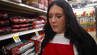 Smiths Employee Quits Job After Meeting Rich "Sugar Daddy" In Las Vegas