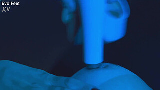 This Horny Milf's Feet Were Made For Your Pleasure