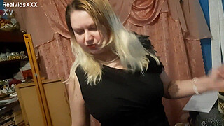 This way my next-door neighbor encourages men in chat rooms to meet and fuck. Sometimes she succeeds. :)