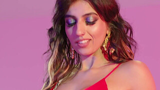 Aaliyah Yasin Spreads Her Legs For The Pounding She Deserves