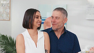 A Couple's Happy Ending Massage Hailey Rose, Sinat Monroe / Bzzers/ Enter XVPROMO on official site for discount