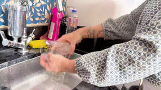 mature butt fucked by vegetable supplier