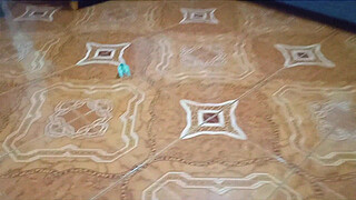 My stepmother bends down to pick up money, I take the opportunity to fuck her big butt