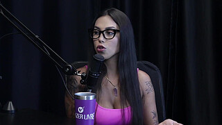 She was <censored>, recorded with Maximo Garcia, created the course and gave tips for sitting, and discovered she was an exhibitionist - Didy Reis (WATCH ON: SHEER/RED)