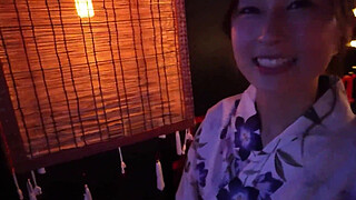 Beautiful and divine tits peeking out from a yukata and a pie-pan pussy with light pigmentation [Yunachi (stage actor)].