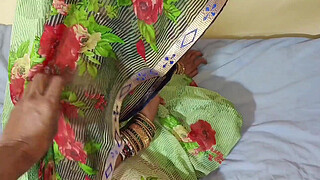 How innocent is Bhabhi, she became a mare without saying anything